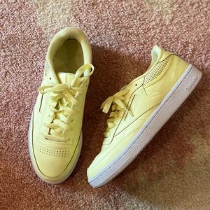 Size 9.5 Reebok sneakers. Yellow, perfect for summer.